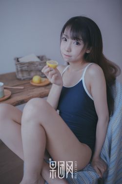 李乃文